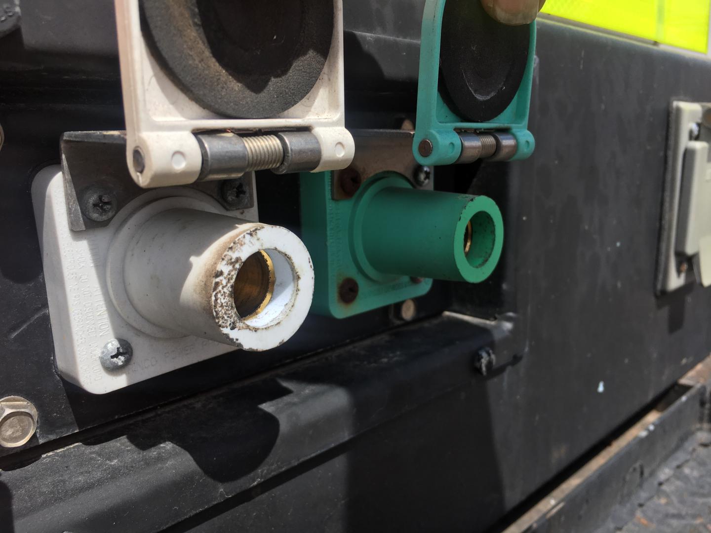 ./imagenes/INVOICE/2019/16489/PLANTA DE LUZ ONAN DGBC-3380779 (22).JPG